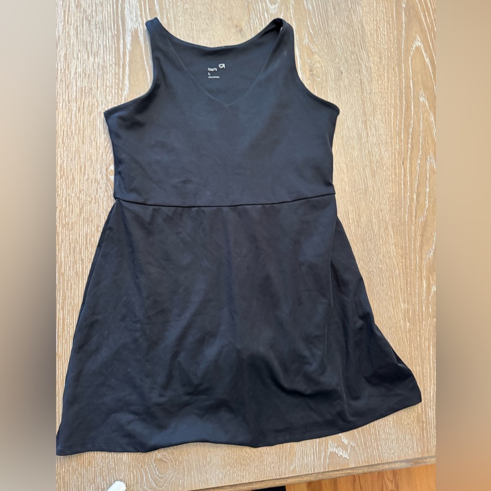 GapFit Black Sleeveless tennis Dress with built in shorts with side pockets, lg - Picture 2 of 7